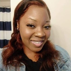 Meet your Posher, Valene